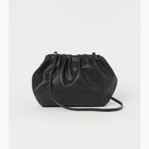 H&M soft shoulder bag blogger's favorite - Picture 2 of 4